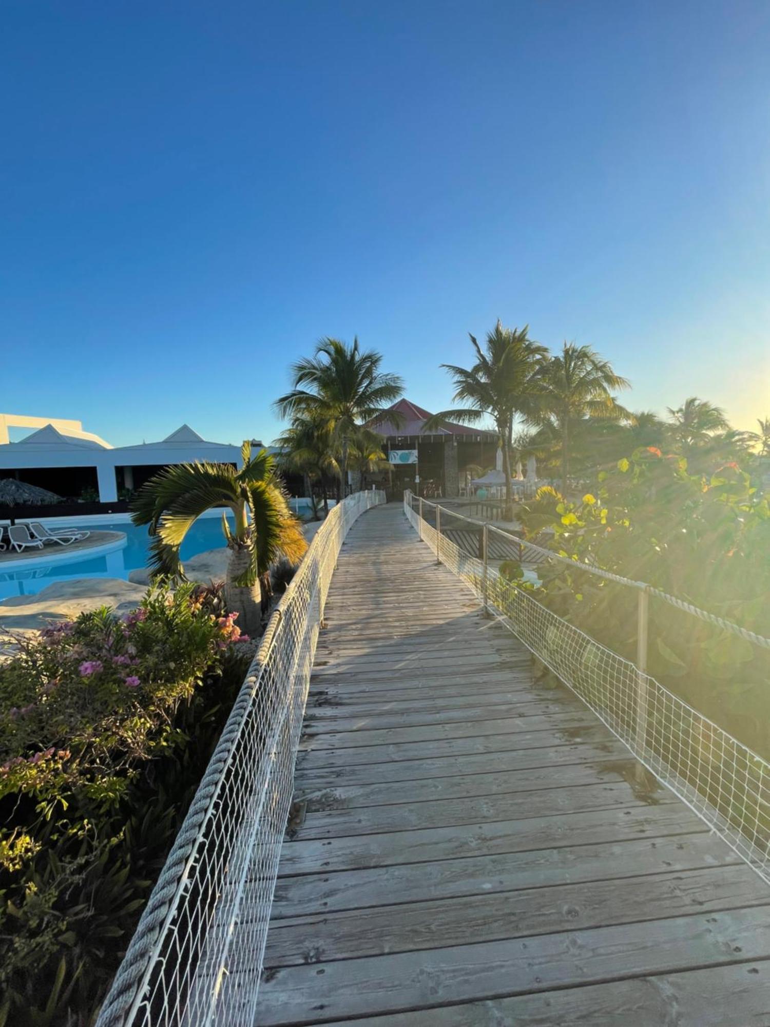 Studio 25 M Manganao Joela 4 Personnes Avec Machine A Laver (Adults Only) Saint-Francois  Exterior photo